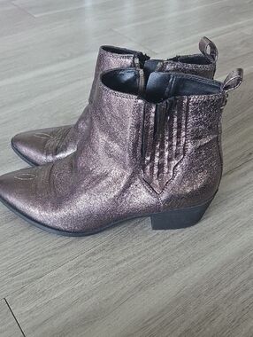 Circus By Sam Edelman. Size 8.5. Bronze Western Ankle Boots.